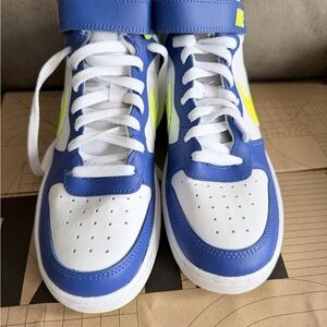 Nike Kids Blue and White Sneakers with Yellow Accents